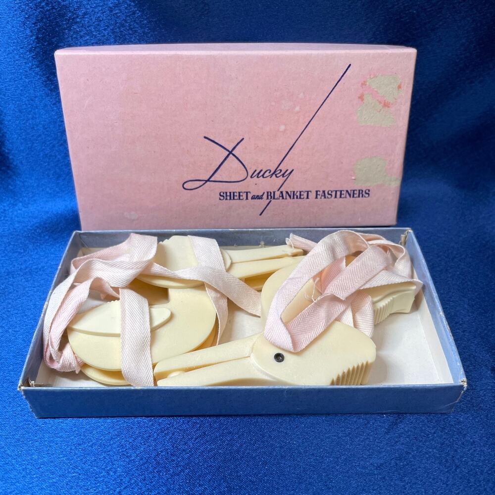 Vintage Ducky Sheet and Blanket Fastener in Original Box